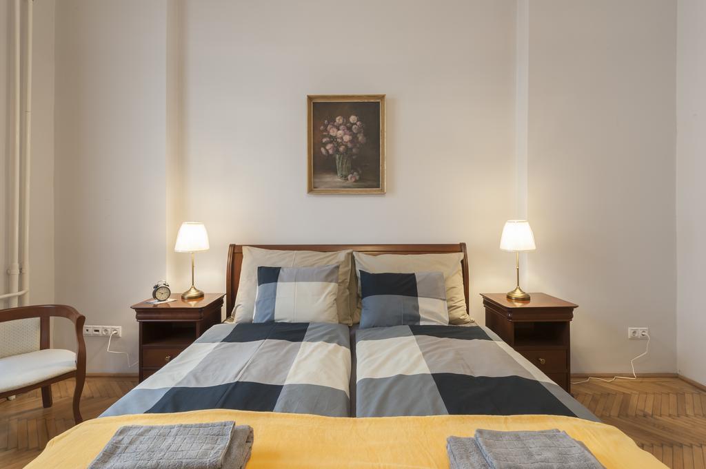 Liszt Ferenc Boutique Apartment Budapest Ngoại thất bức ảnh