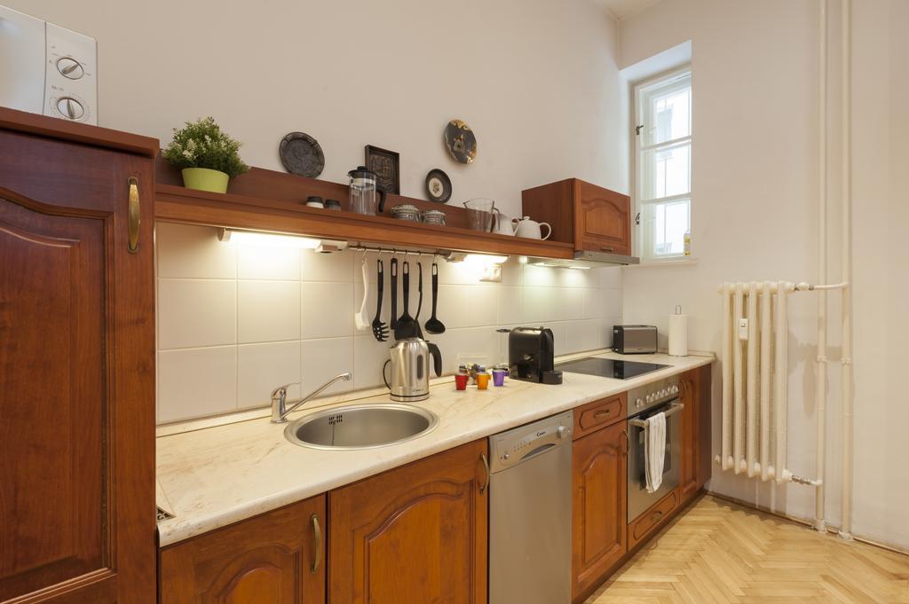 Liszt Ferenc Boutique Apartment Budapest Ngoại thất bức ảnh