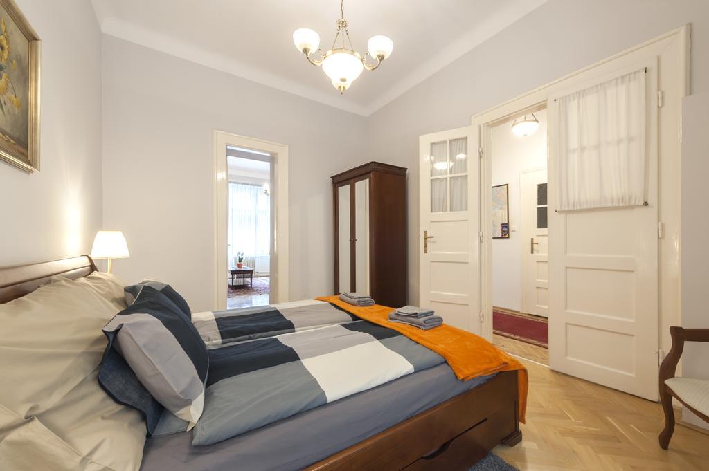 Liszt Ferenc Boutique Apartment Budapest Ngoại thất bức ảnh