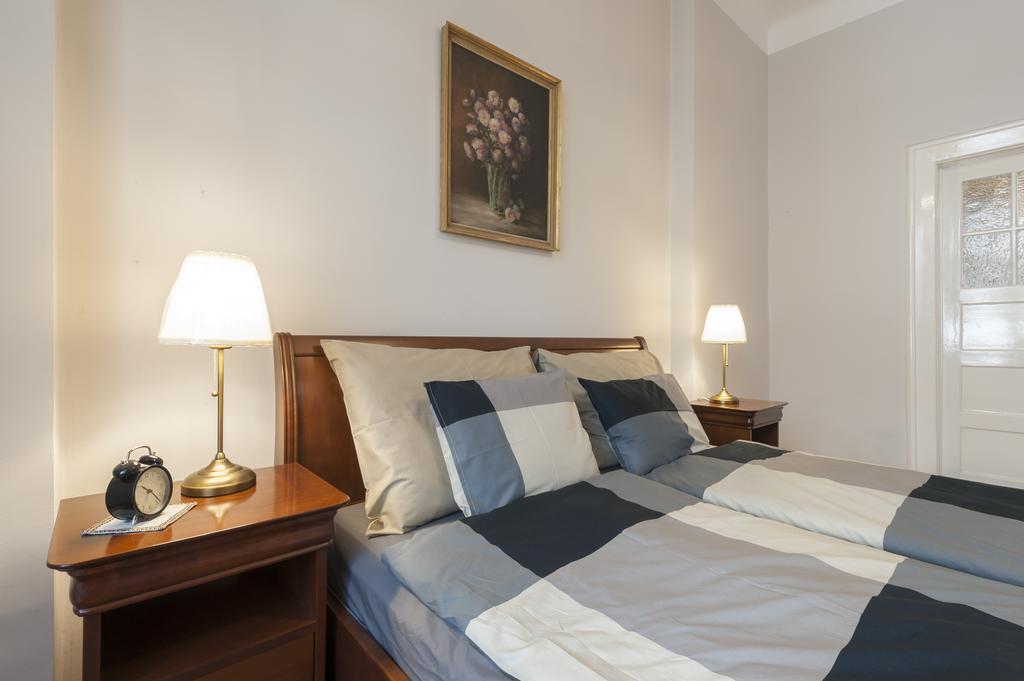 Liszt Ferenc Boutique Apartment Budapest Ngoại thất bức ảnh